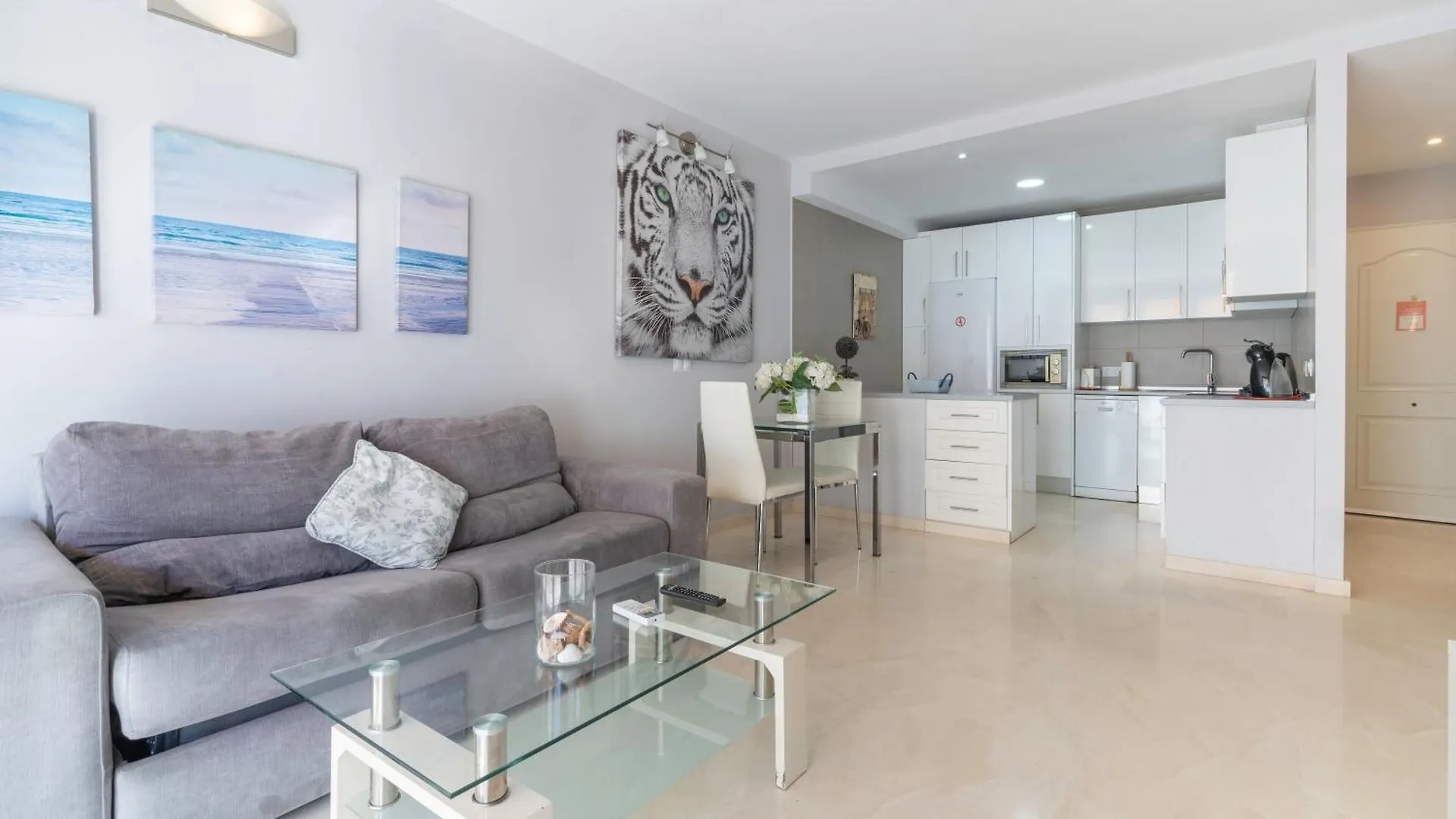 Apartamentos Castillo Fuengirola Lejlighed